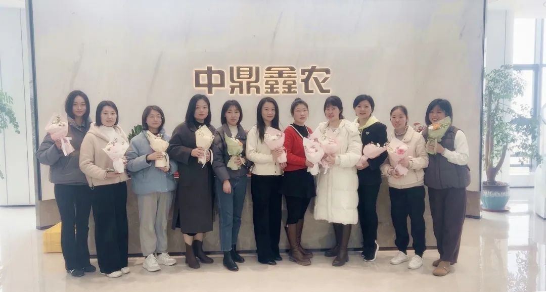 寵愛女神節(jié)，鼎鑫集團(tuán)送出花海與甜蜜驚喜！